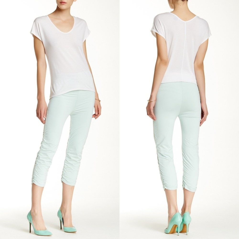 Nuvula Ruched Crop Pant 